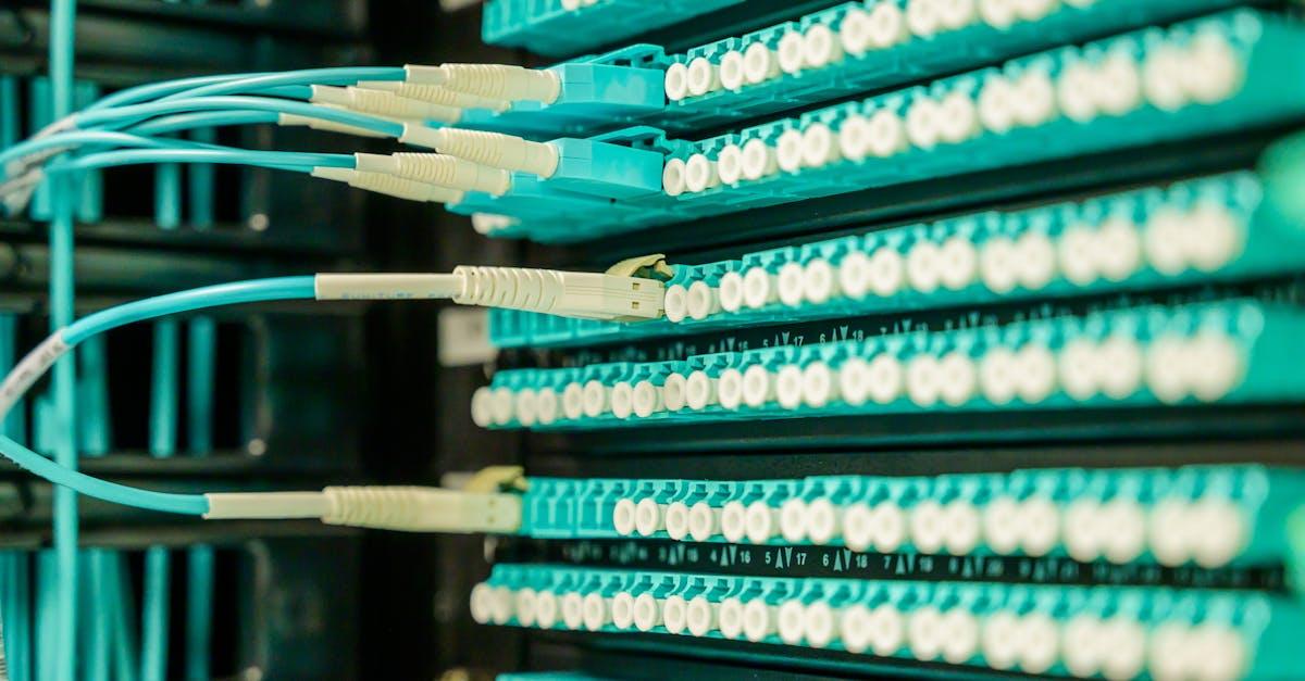 Zero martwych stref: jak dobrać repeater mesh, by domowe Wi‑Fi było naprawdę stabilne